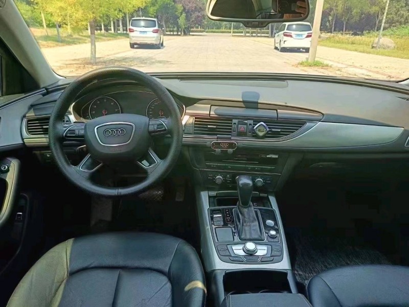 潍坊19年奥迪A6L8