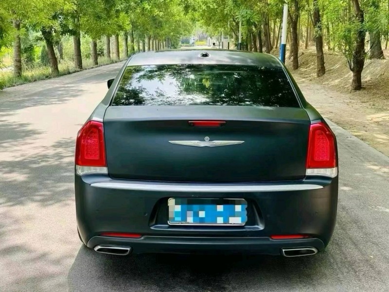 淄博17年克莱斯勒300C6