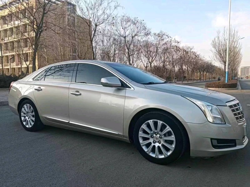 廊坊13年凯迪拉克XTS3