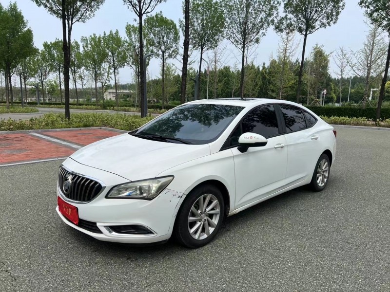 青岛18年别克威朗2