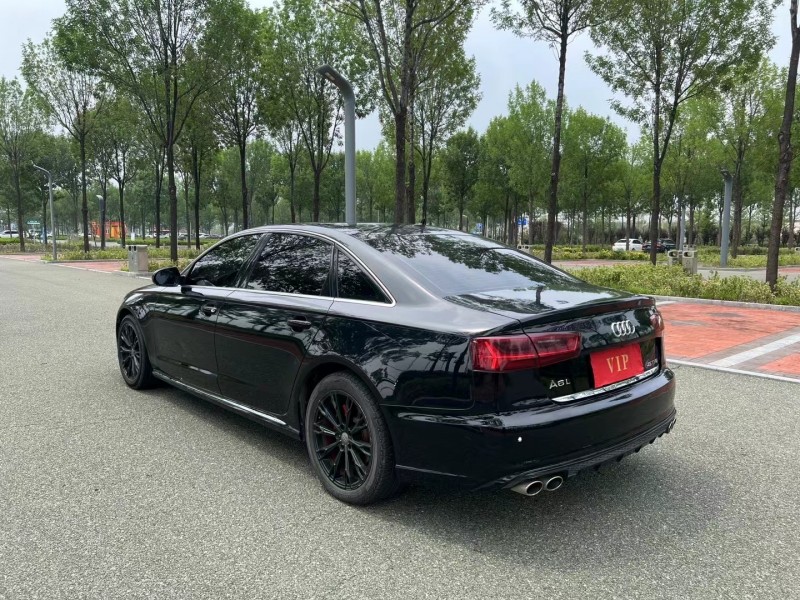 青岛17年奥迪A6L4