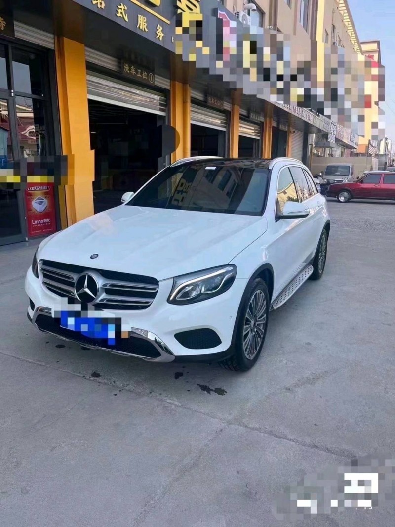 青岛16年奔驰GLC1