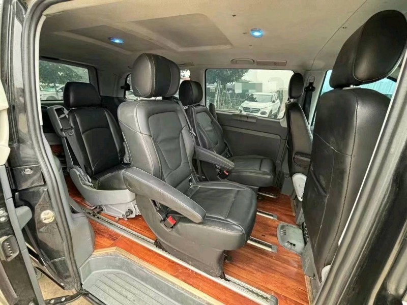 济南12年奔驰威霆5