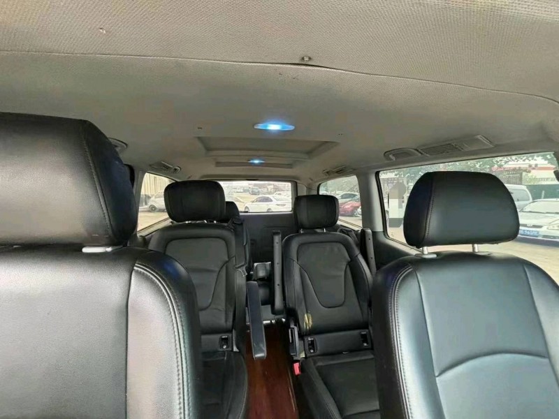 济南12年奔驰威霆7