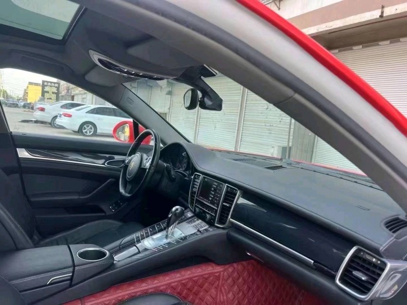 菏泽12年保时捷帕拉梅拉5