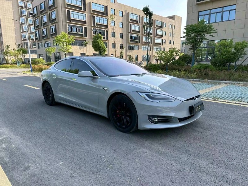 徐州19年特斯拉MODEL S2