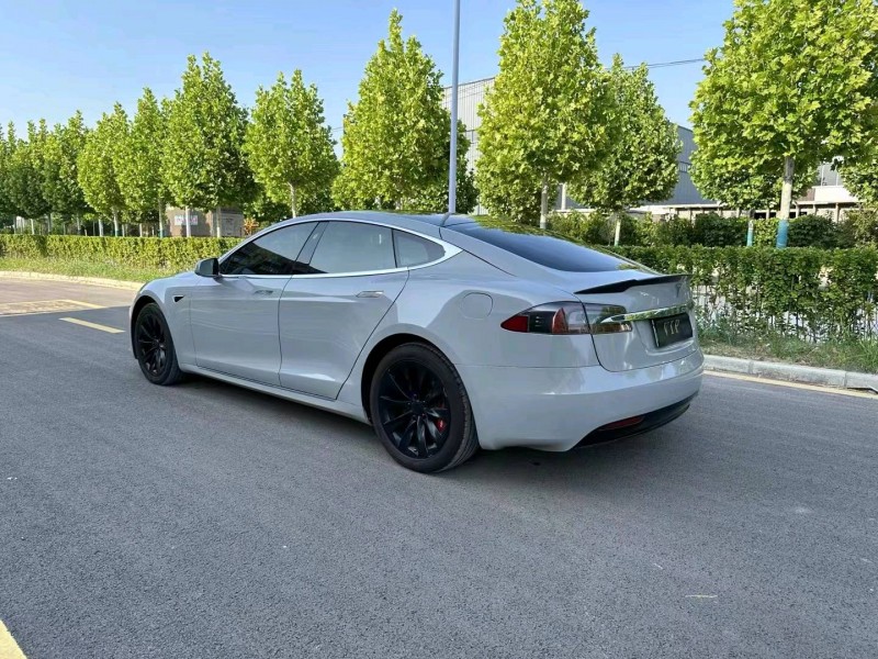 徐州19年特斯拉MODEL S7