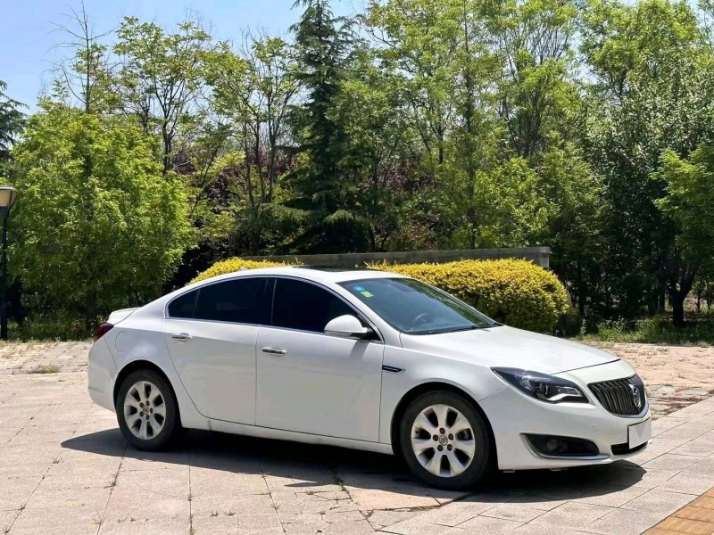 青岛14年别克君威2