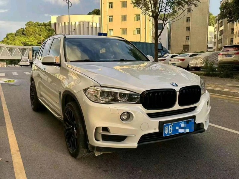 广州17年宝马X52