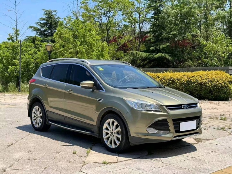 青岛15年福特翼虎2