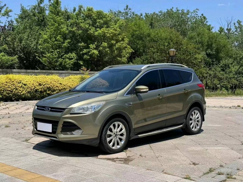 青岛15年福特翼虎3