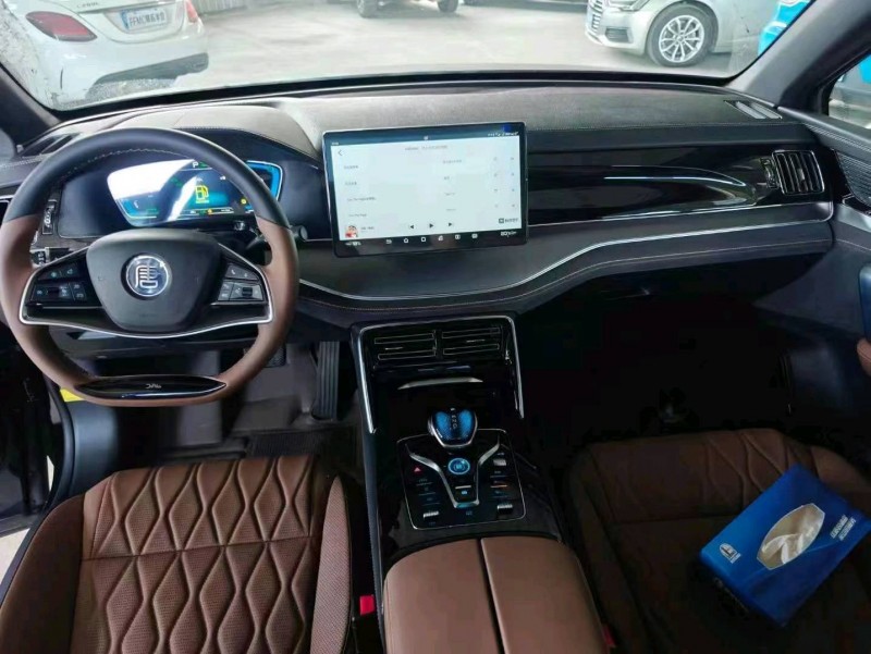 广州23年比亚迪唐4