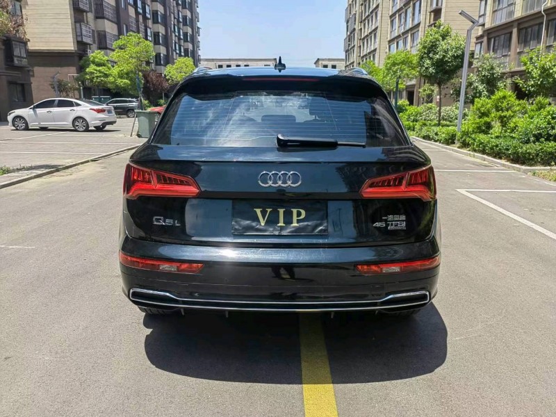 徐州19年奥迪Q58