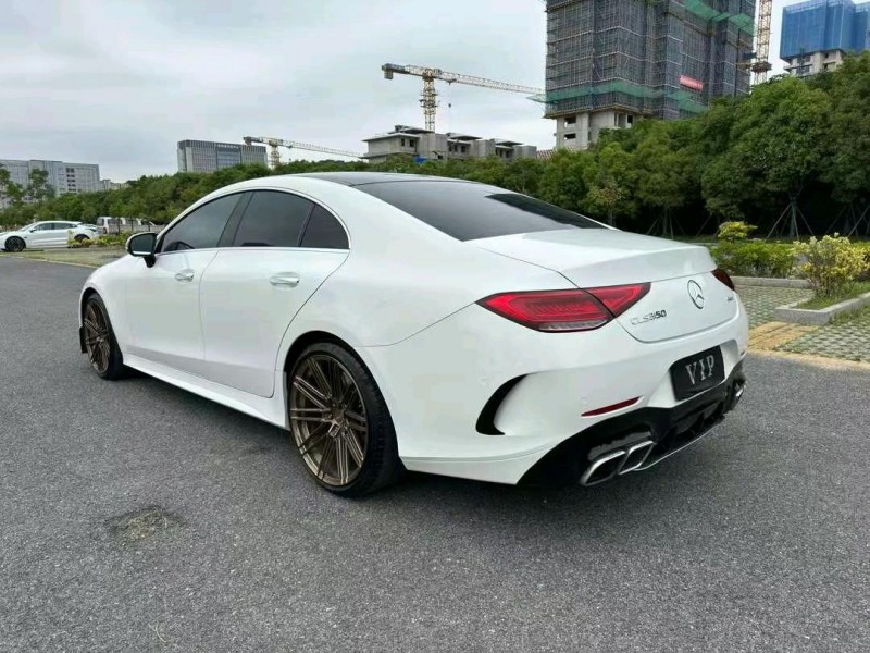 盐城18年奔驰CLS4