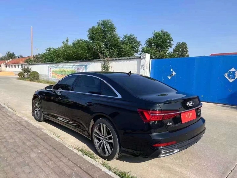 青岛21年奥迪A6L4