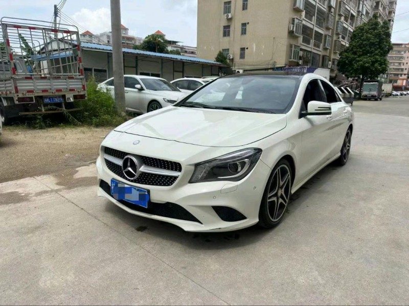 陽江16年奔馳CLA3