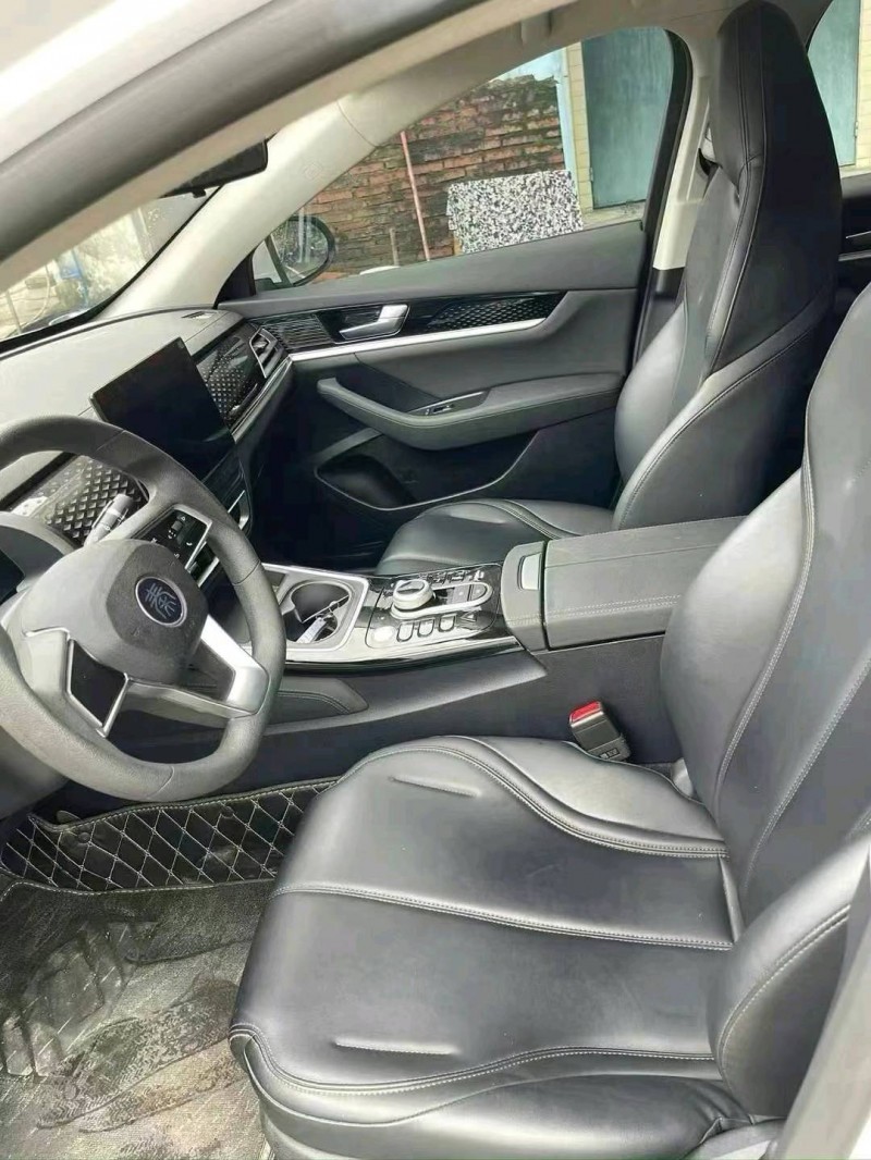 广州23年比亚迪秦4