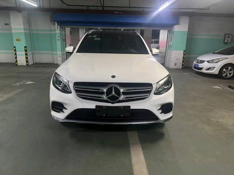 苏州19年奔驰GLC1