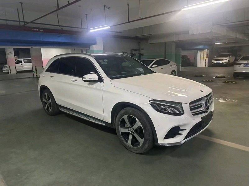 苏州19年奔驰GLC2