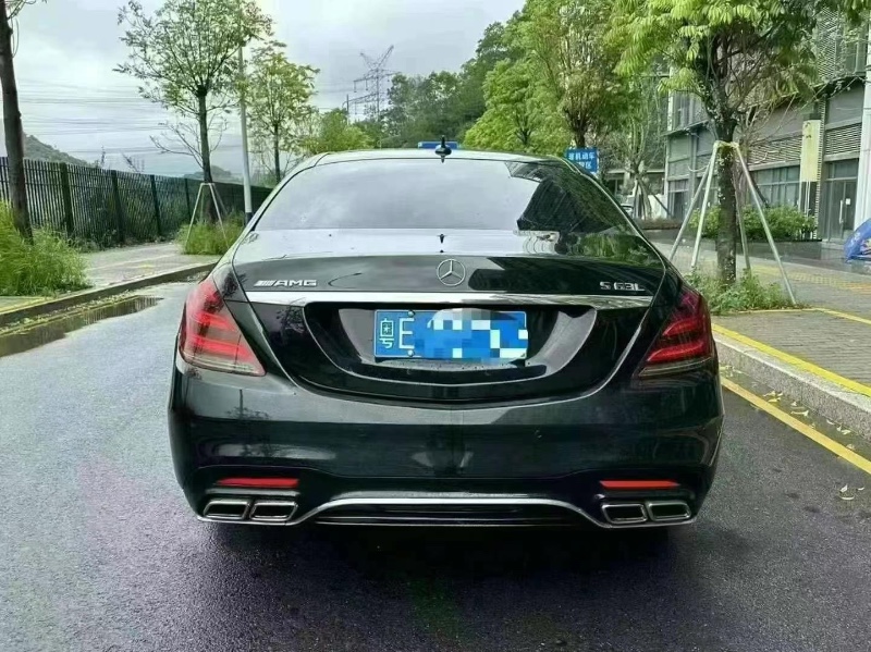 深圳16年奔驰S8