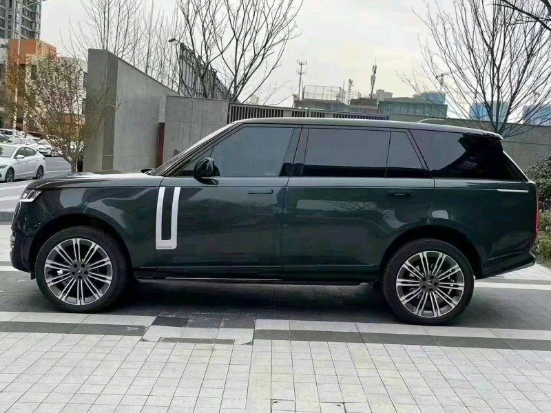 徐州22年路虎揽胜行政8