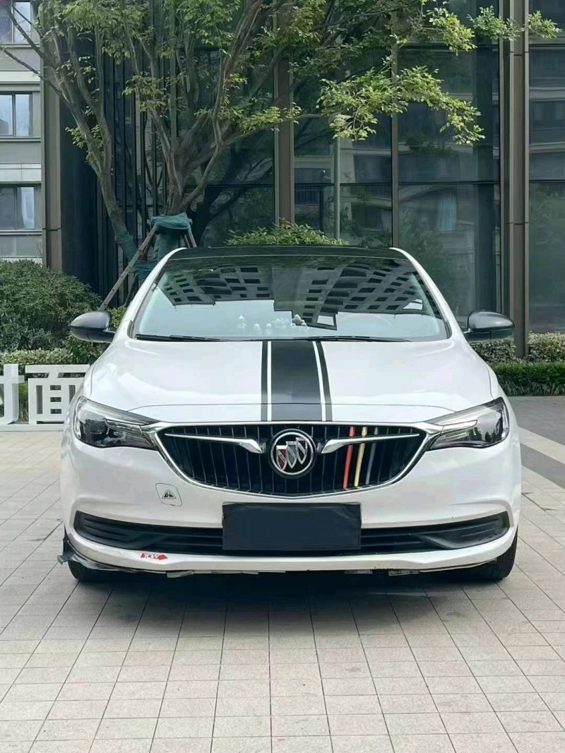 徐州18年别克英朗1