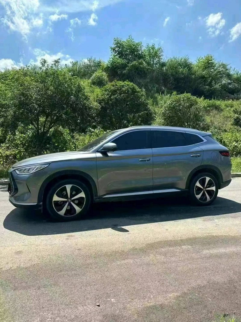 邵阳23年比亚迪宋4