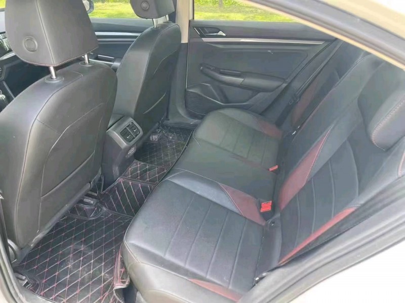 武汉21年大众宝来7