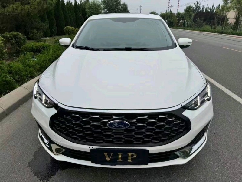 潍坊22年福特福睿斯1