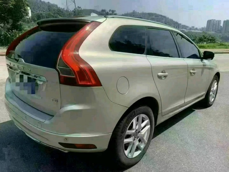 烟台17年沃尔沃XC608
