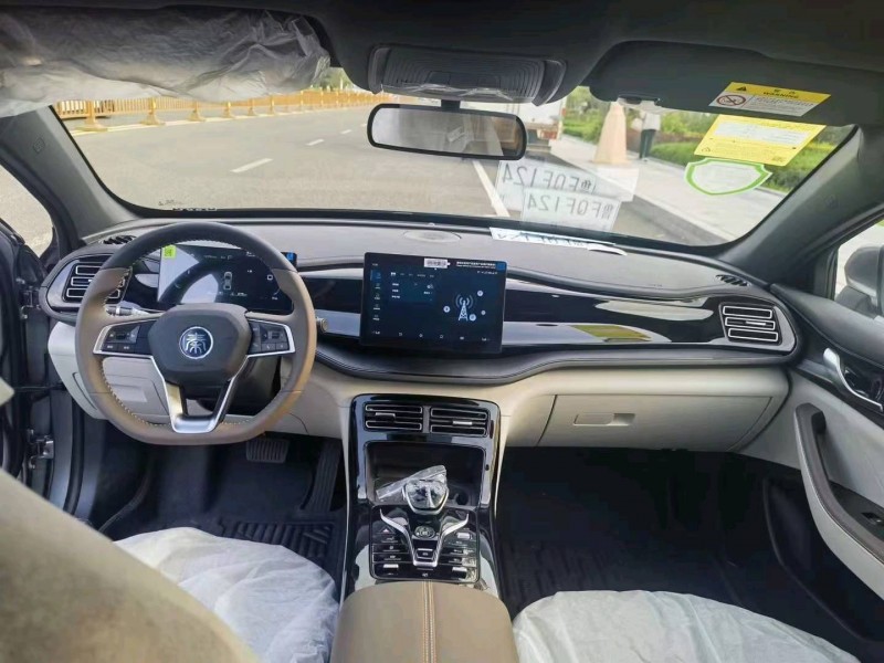 东营24年比亚迪秦6