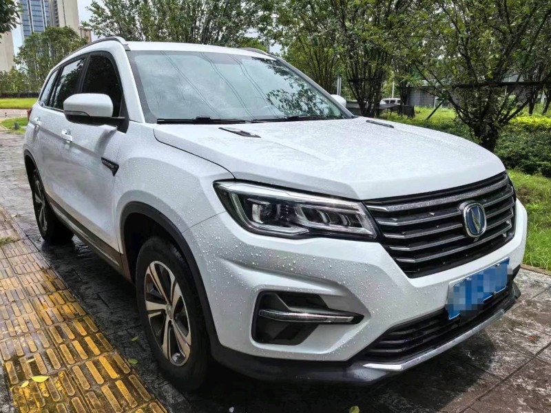 武汉19年长安汽车CS753