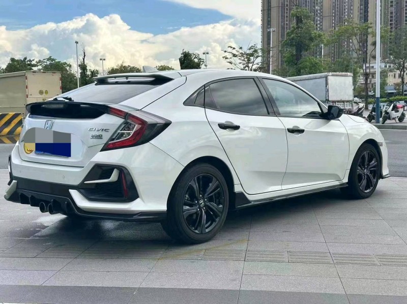 广州22年本田思域4