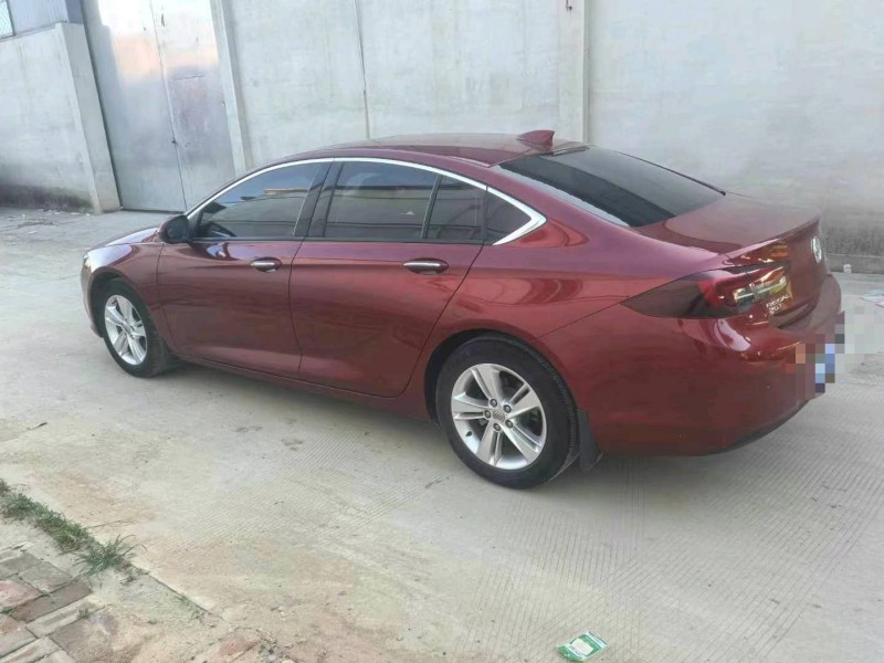 保定18年别克君威4