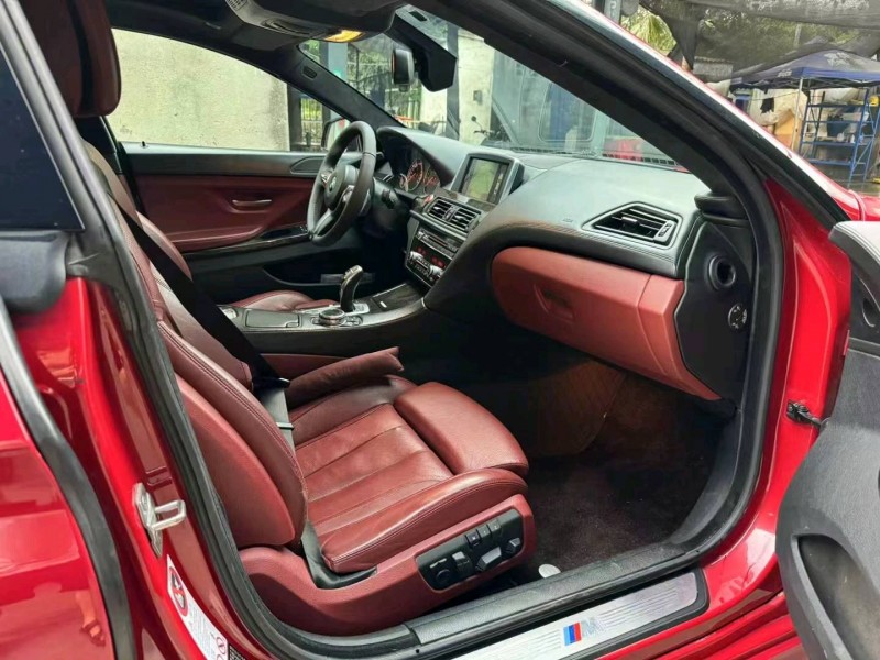 成都14年宝马6系7