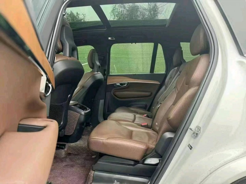 佛山20年沃尔沃XC908