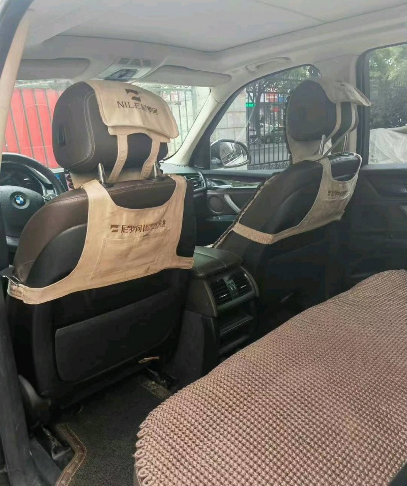 成都16年宝马X56