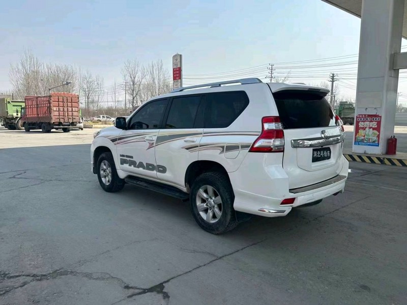 保定14年丰田普拉多9