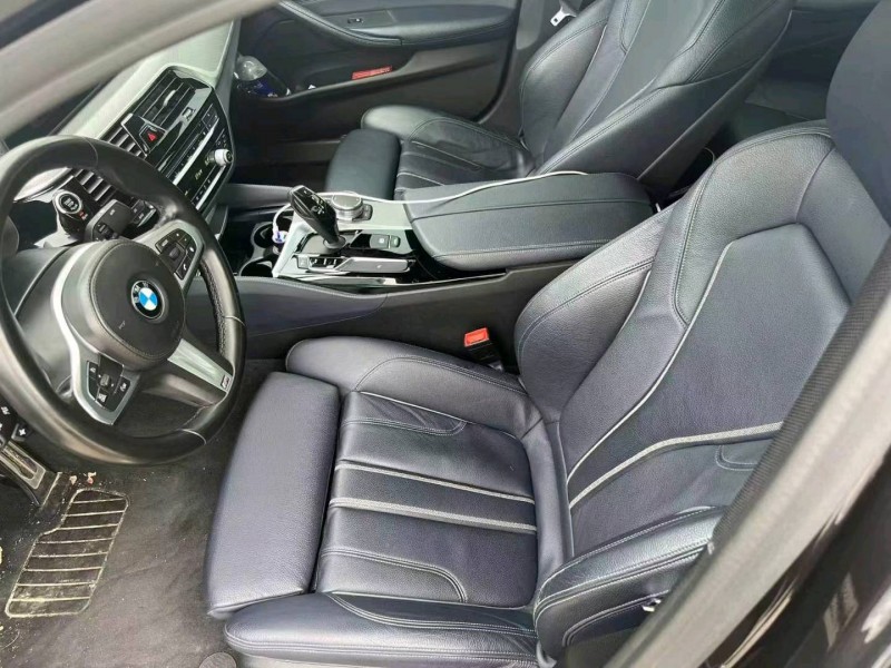 南宁18年宝马5系4