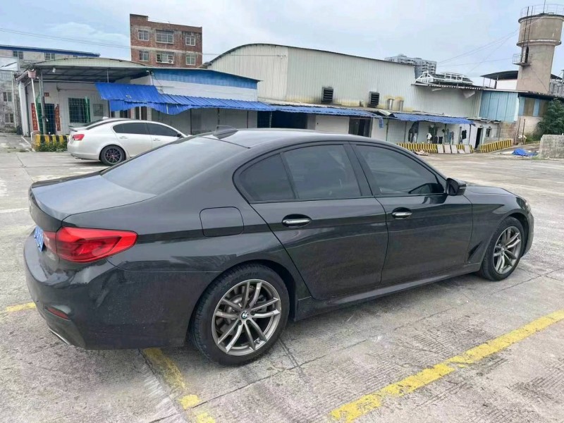 南宁18年宝马5系8