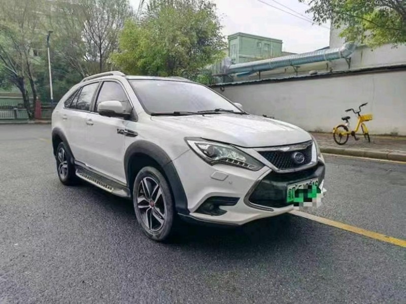 东莞16年比亚迪唐2