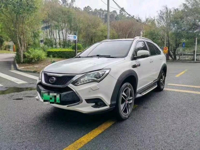 东莞16年比亚迪唐3