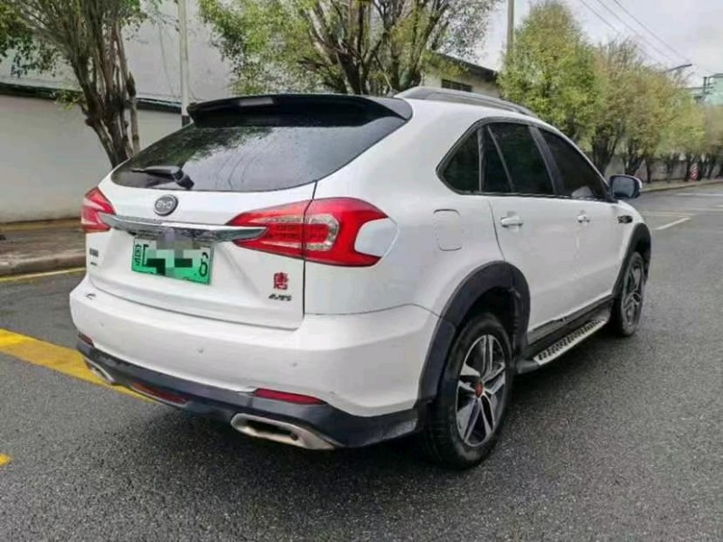 东莞16年比亚迪唐8