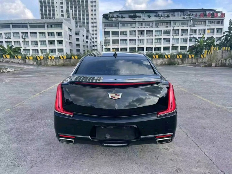 南寧18年凱迪拉克XTS9