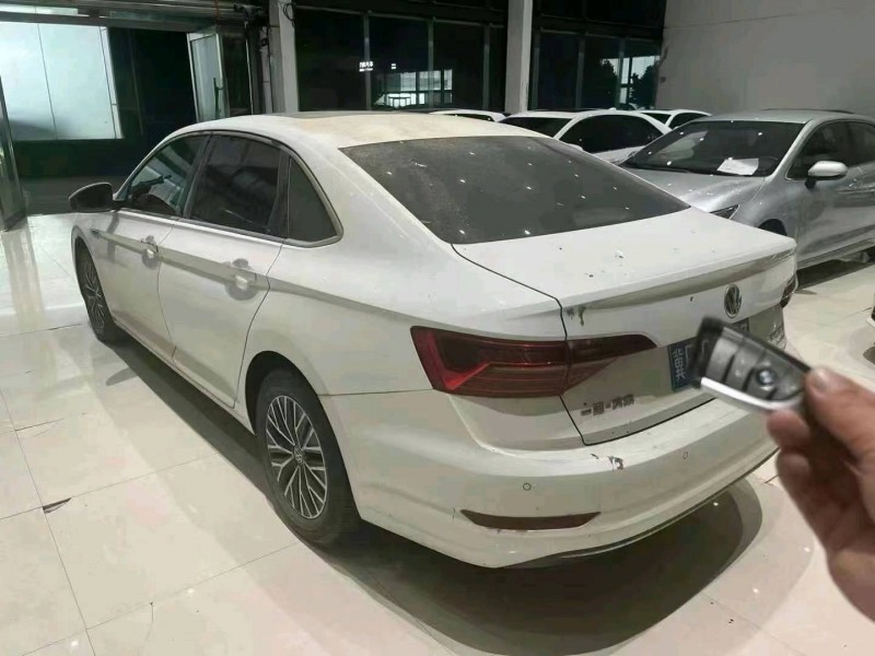 保定19年大众速腾2