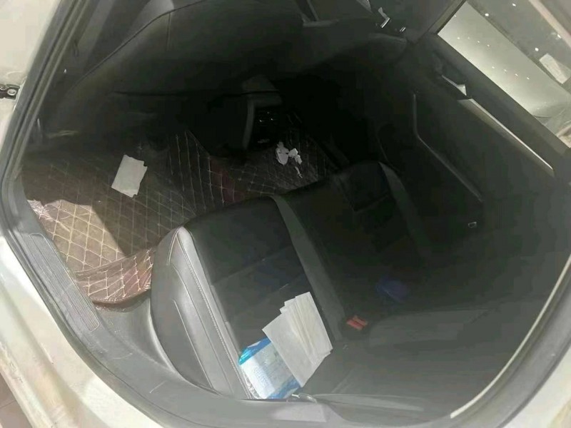 保定19年大众速腾6