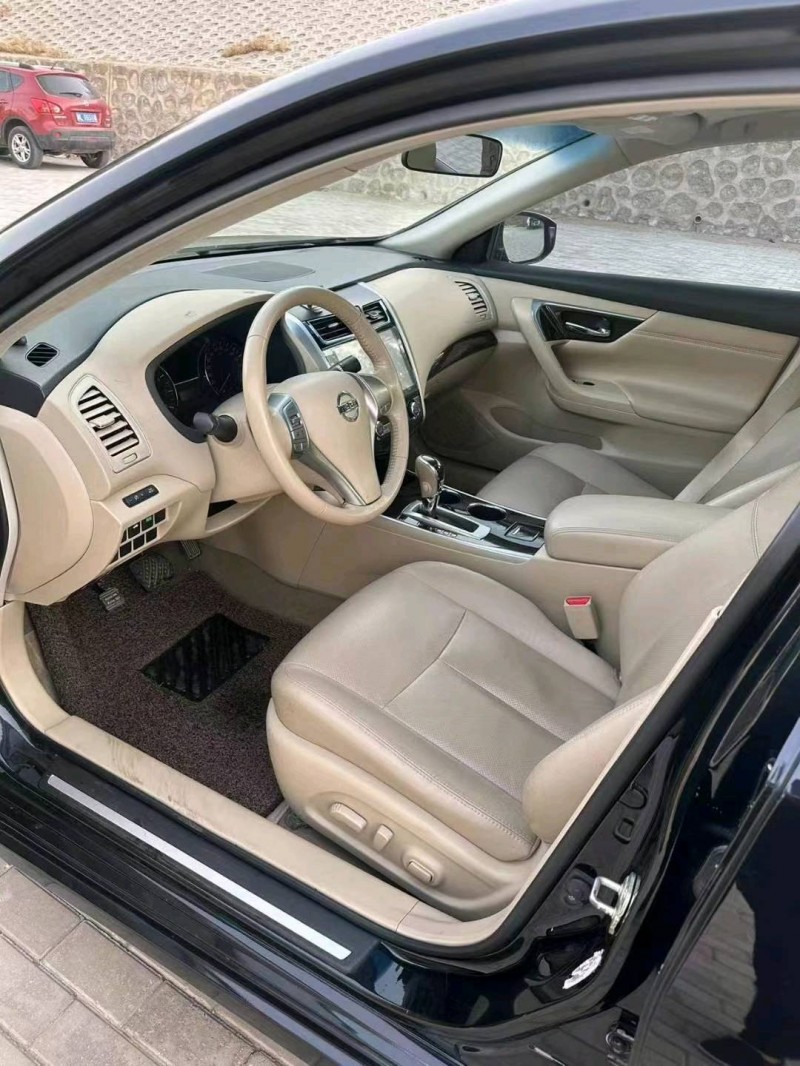 烏海15年日產天籟7
