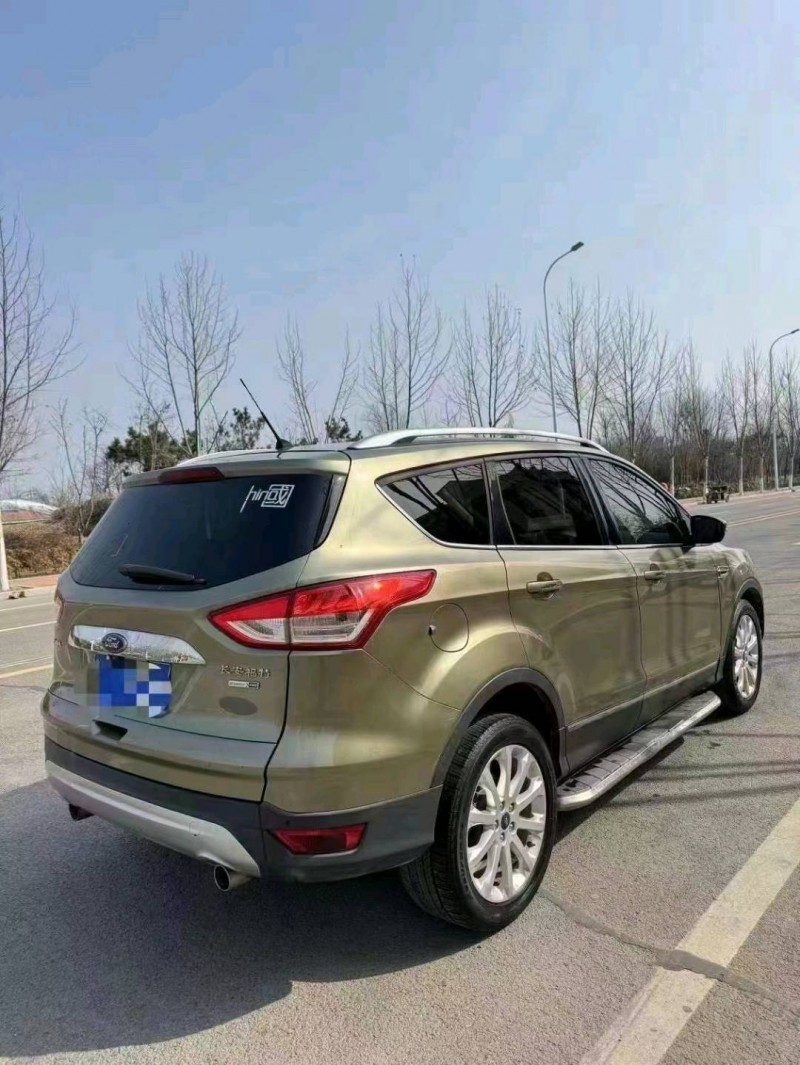 青岛13年福特翼虎8