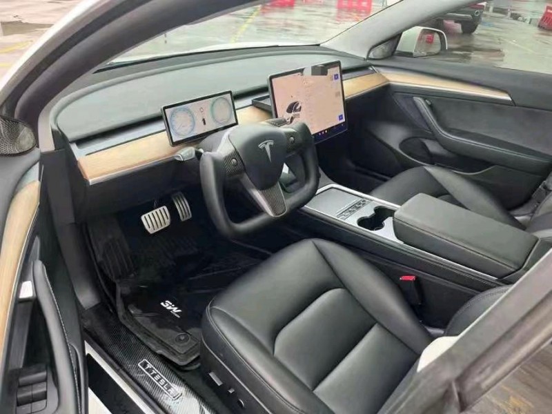 廣州22年特斯拉MODEL 35