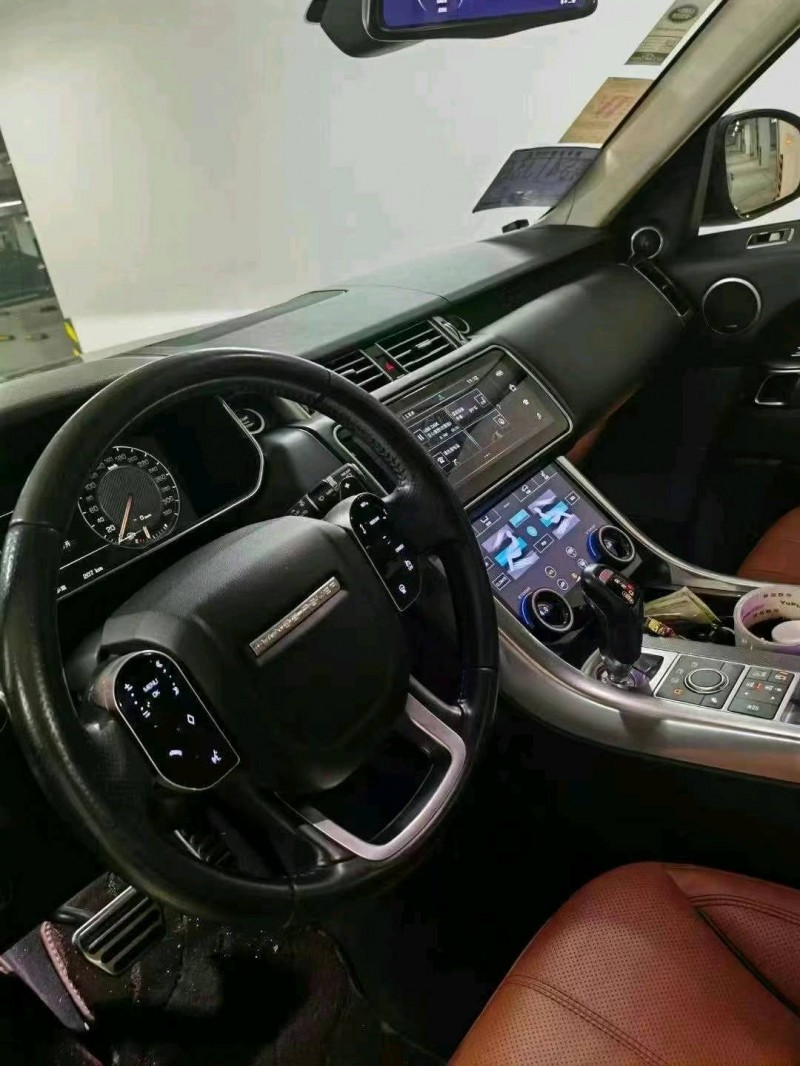 广州16年路虎揽胜运动2